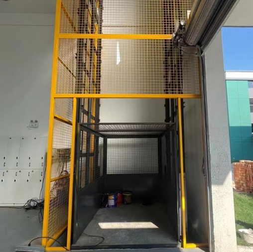 张家口导轨式升降机助力物流园破解运输难题